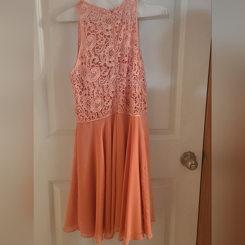 Dress - Picture 5 of 5